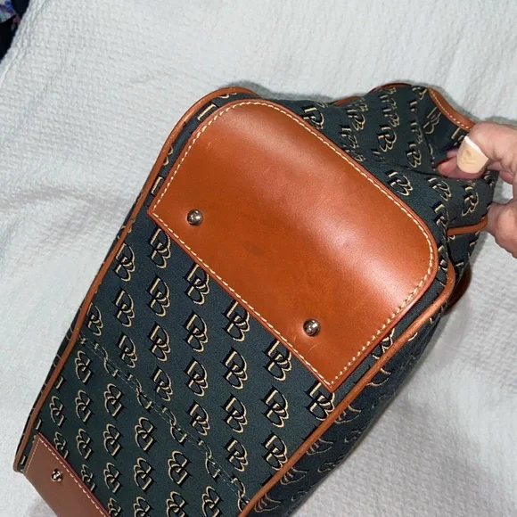 RARE Vintage Like new DOONEY & BOURKE Canvas Monogram ahoulder Bag